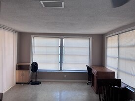 Building Photo - 8019 Portage Dr