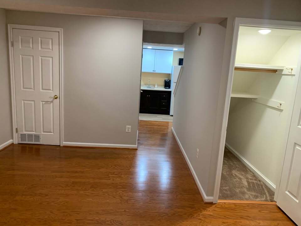 Building Photo - 37 Sudley Ford Ct