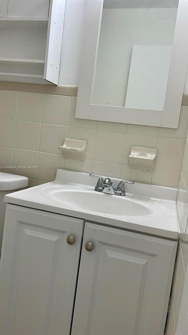 Building Photo - 59 W 26th St