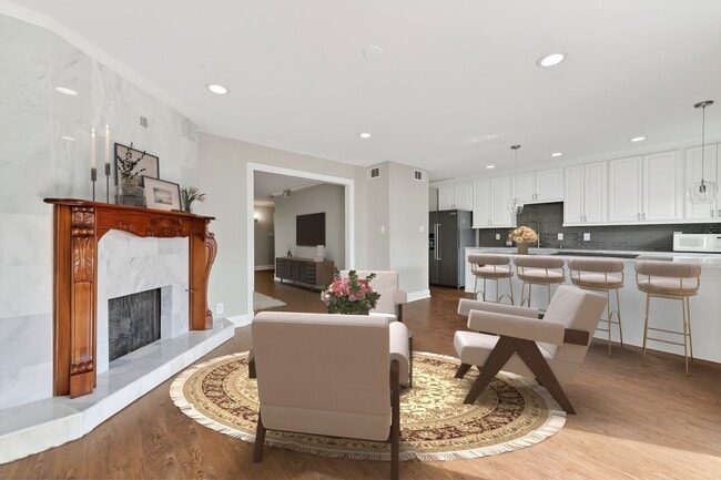 Building Photo - 6351 Briar Rose Dr