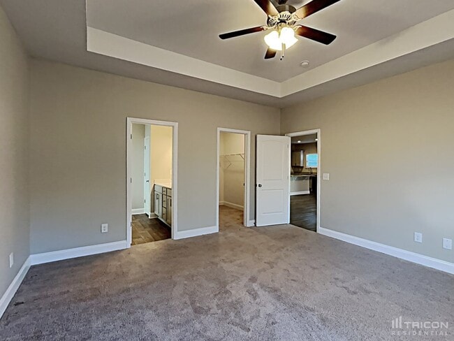 Building Photo - 1104 Downing Bluff Dr