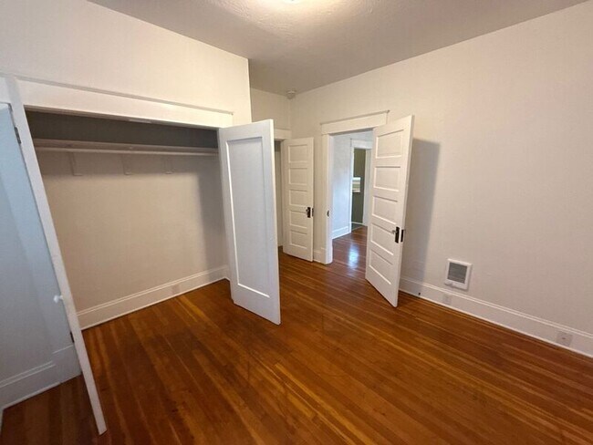 Building Photo - 244 14th St SE