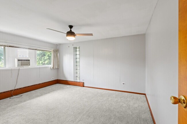 Building Photo - 288 Middaugh Rd