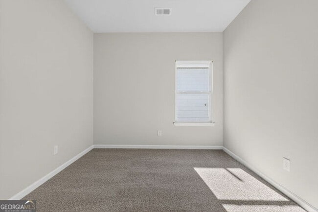 Building Photo - New Construction open concept, 3 bedroom home in Lagrange! Must see!