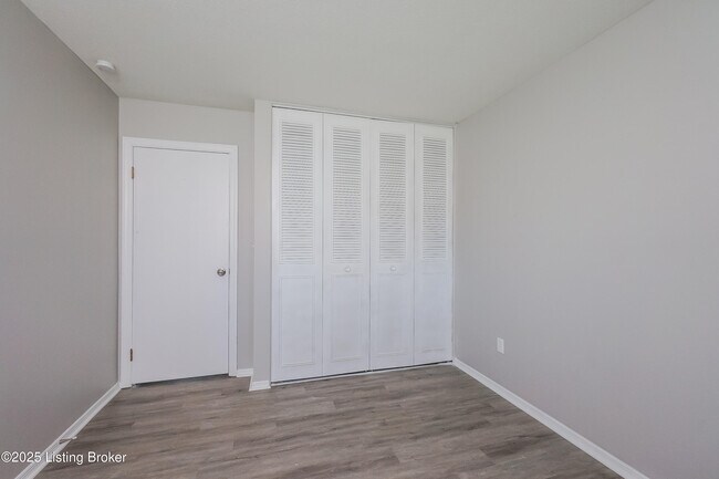 Building Photo - 4513 Cod Dr