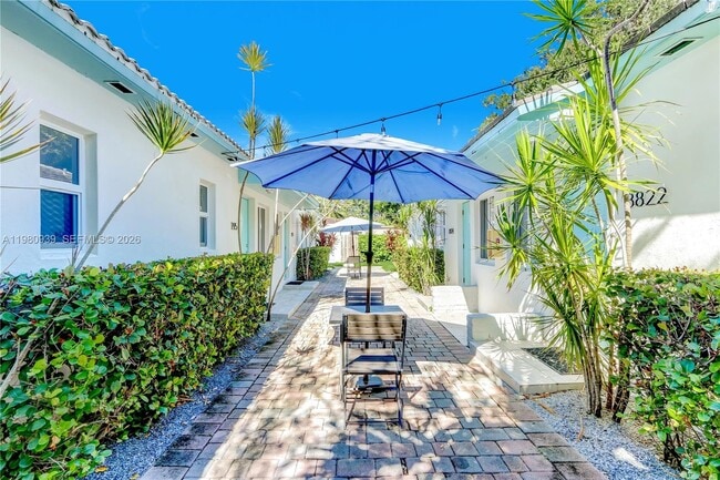 Building Photo - 8826 NE 2nd Ave