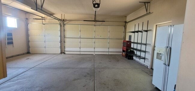 Building Photo - 16055 N Overlook Ct