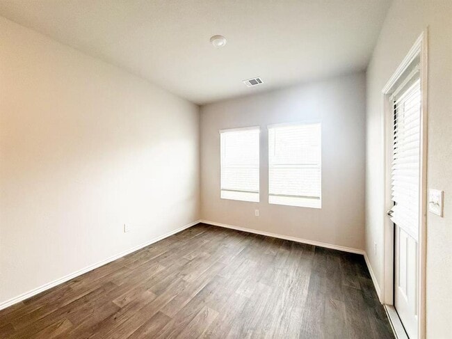 Building Photo - 15109 Siberian Elm Ln