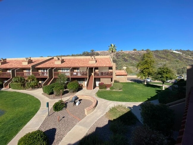 Building Photo - 14203 N 19th Ave