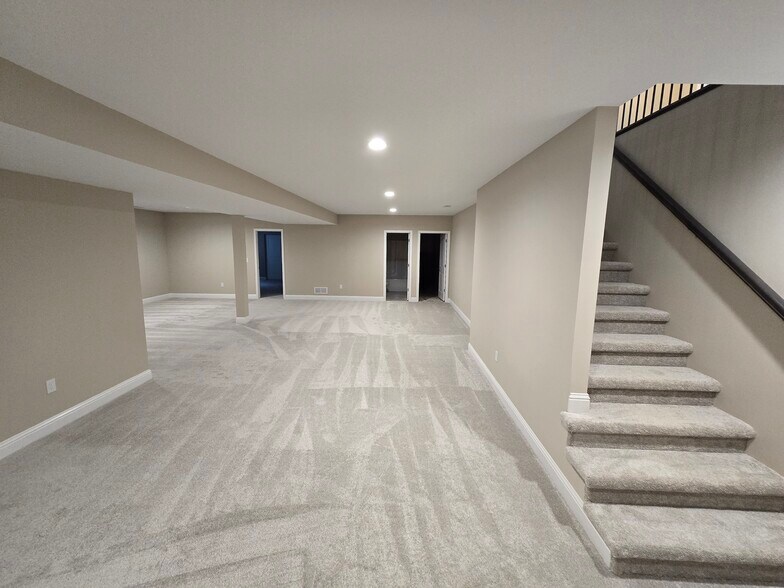 Building Photo - 2618 Cherry Farms Dr