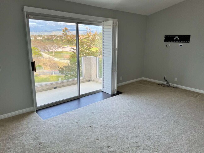 Building Photo - $4,500 - 4 Bed / 3 Bath House in Rancho Del Rey