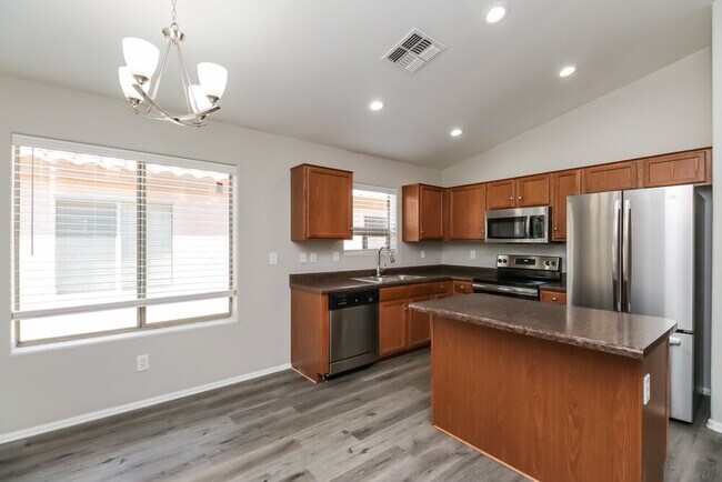 Building Photo - 4127 E Mica Rd