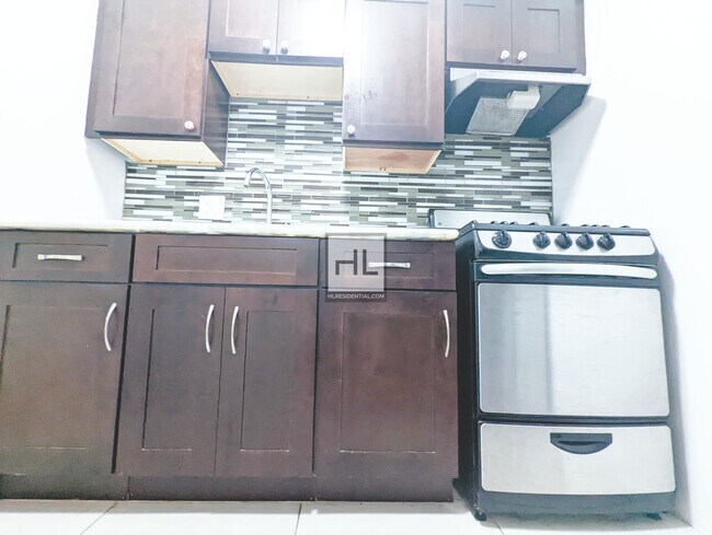 Building Photo - ELIOT AVENUE