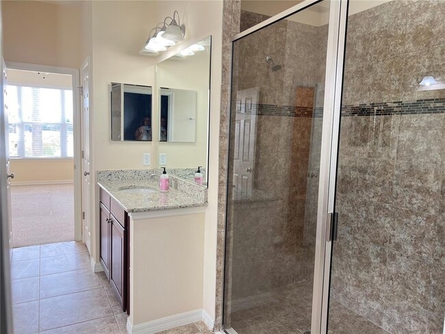 Building Photo - 5753 Hydrangea Cir