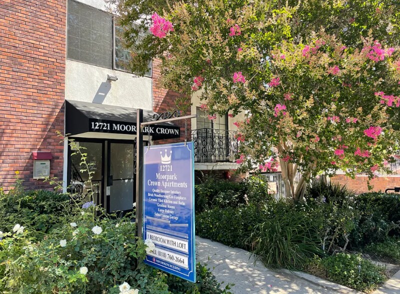 Primary Photo - 12712 Moorpark St