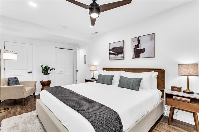 Building Photo - 3882 The Ascent NE