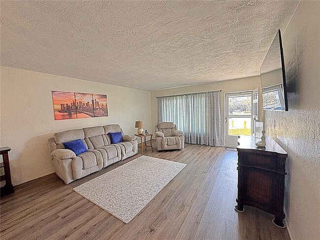 Building Photo - 2001 World Pkwy Blvd