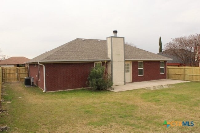 Building Photo - 2713 Fieldstone Dr