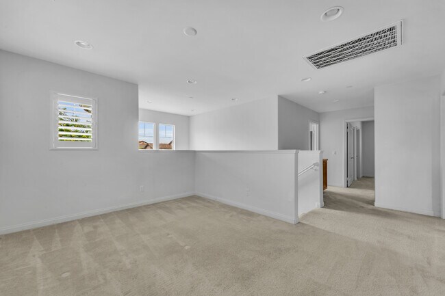 Building Photo - 251 Santa Susana Rd