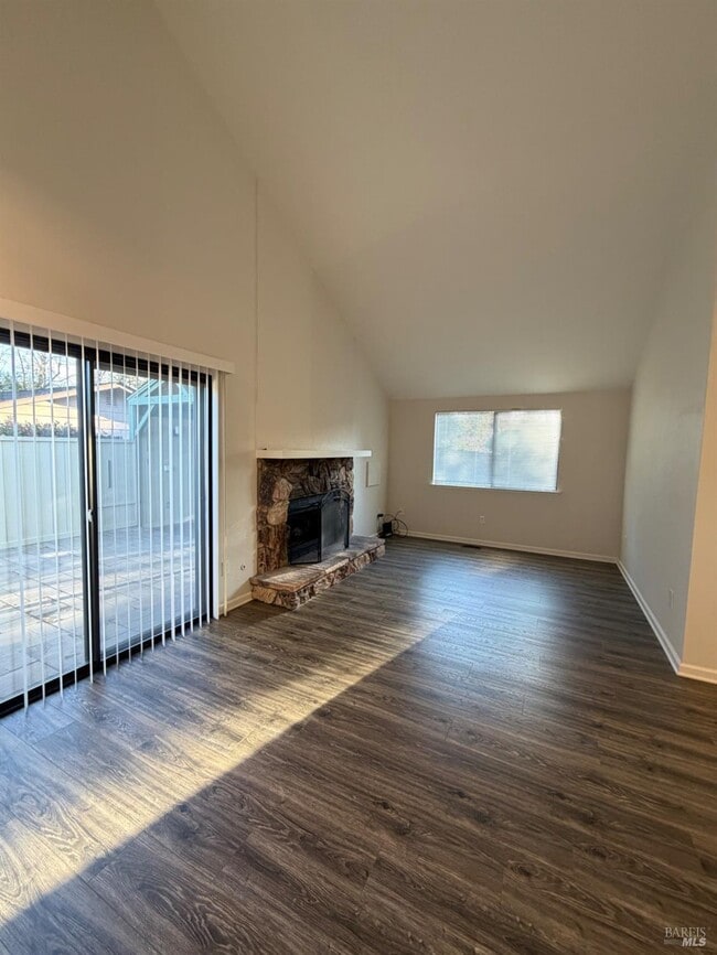 Building Photo - 378 Brey Rd