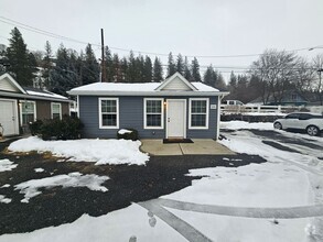 Building Photo - Wonderful Home in Spokane