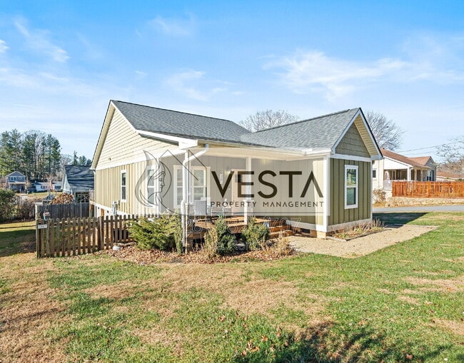 Building Photo - 4 Lola Lilly Pl