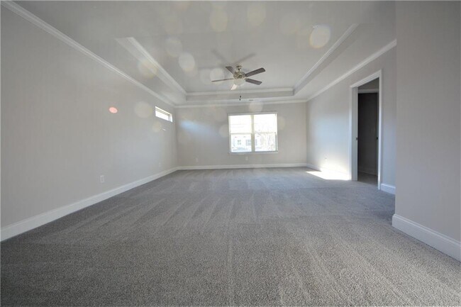 Building Photo - 246 Hellen Vly Dr