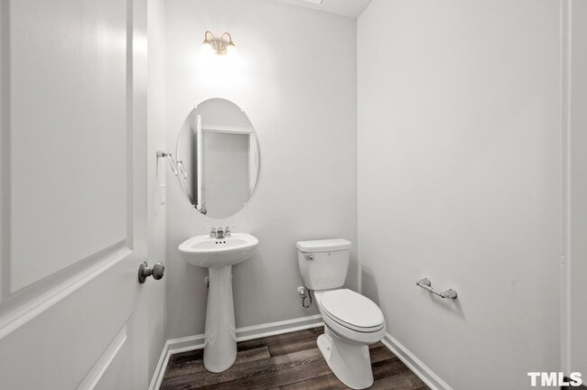 Building Photo - 742 Cormiche Ln