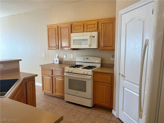 Building Photo - 2065 Scanlon Ferry Ct