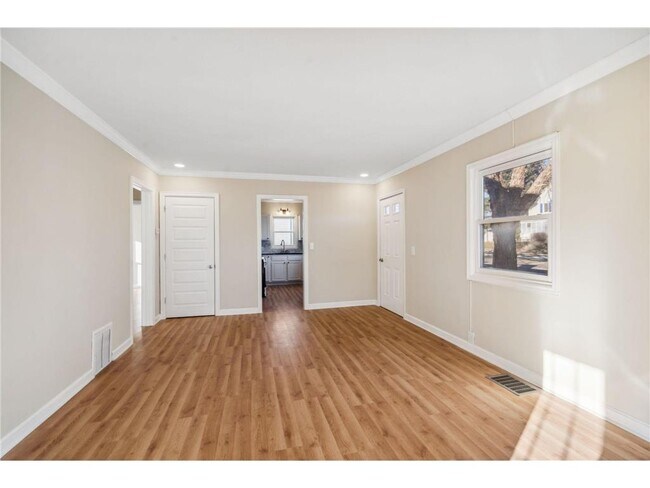 Primary Photo - 4567 Colorado St SE