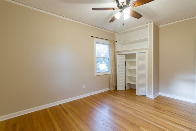 Building Photo - Rose City Park English Tudor with Stunning...