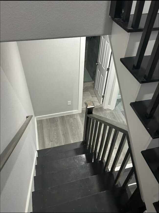 Building Photo - 4616 Shreveport Blvd