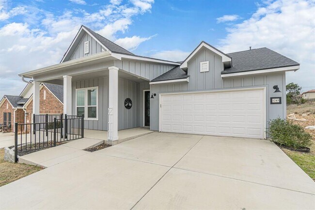 Building Photo - 1245 Dancing Oak Ln