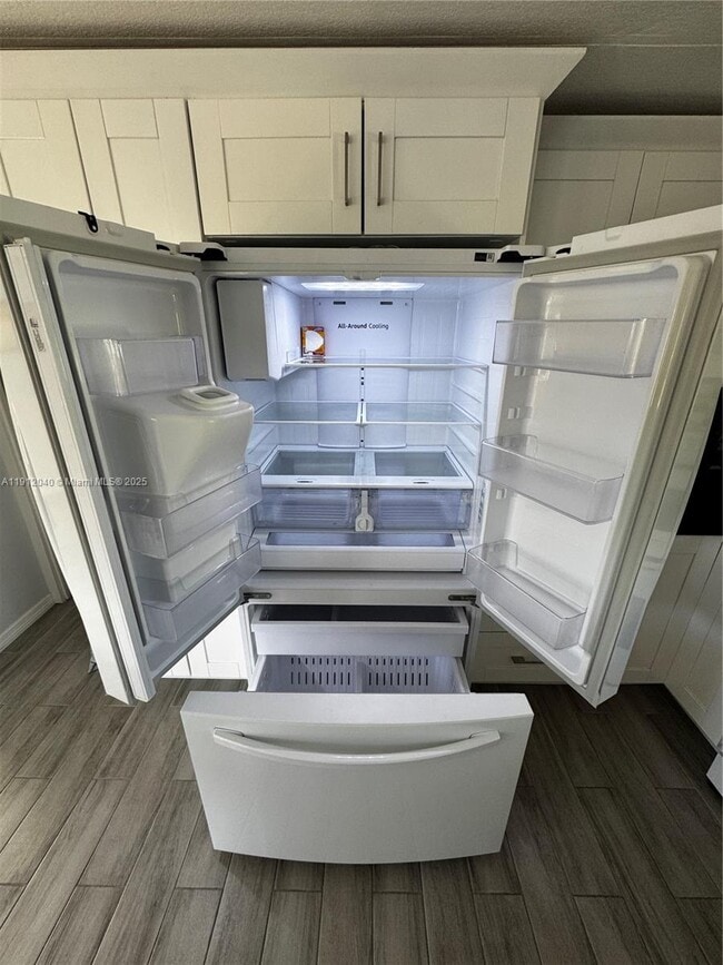 Building Photo - 228 Orchid St