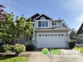Building Photo - Elegant Browns Point Living with Backyard ...