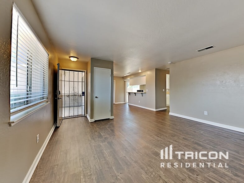 Building Photo - 515 Tisdell Dr