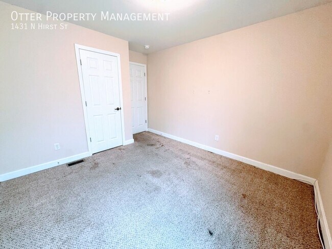 Building Photo - 1431 N Hirst St