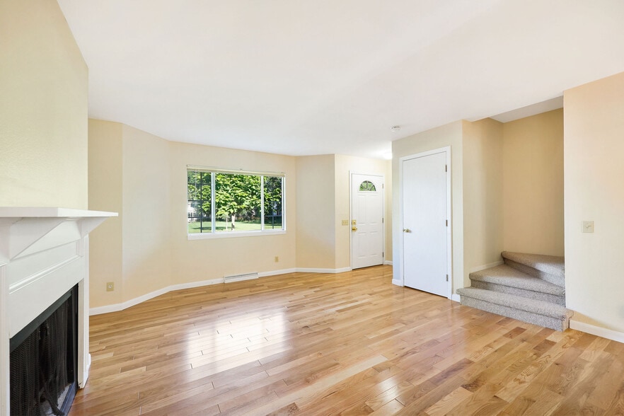 Renovated neighboring unit - 3005 Patty Ln