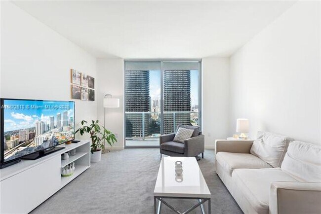 Building Photo - 1100 S Miami Ave