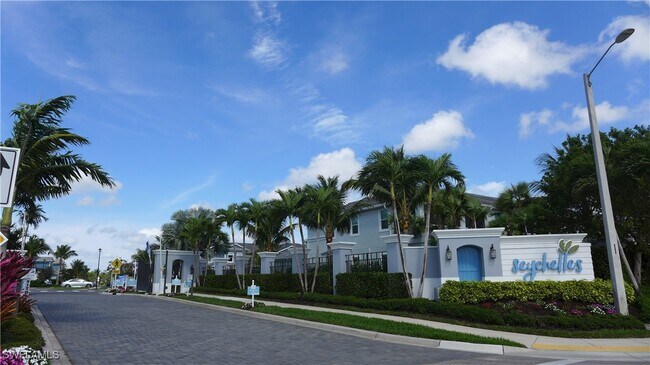 Building Photo - 2646 Seychelle Cir