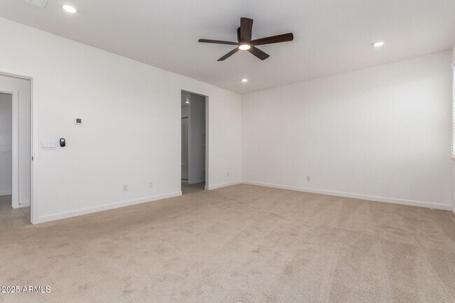 Building Photo - 6777 W Molly Ln