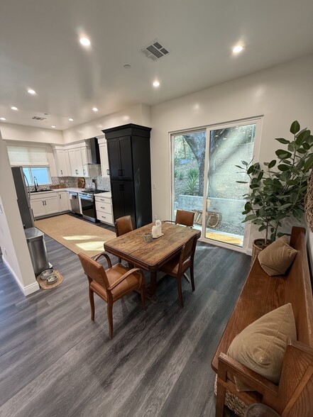 Dining Room / Kitchen - 15752 Royal Ridge Rd