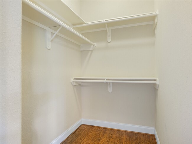 Building Photo - 3034 Orchard Ct