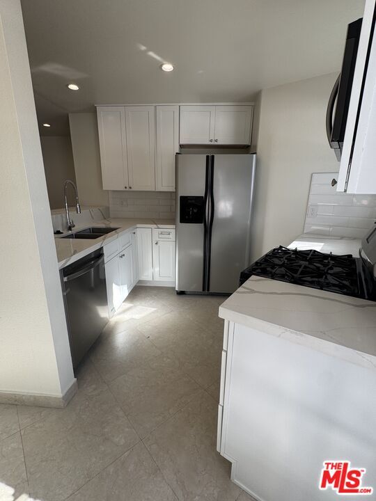 Building Photo - 11735 Dorothy St