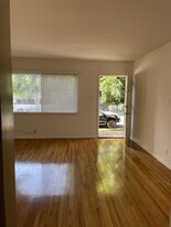 Building Photo - 8561 Colgate Ave