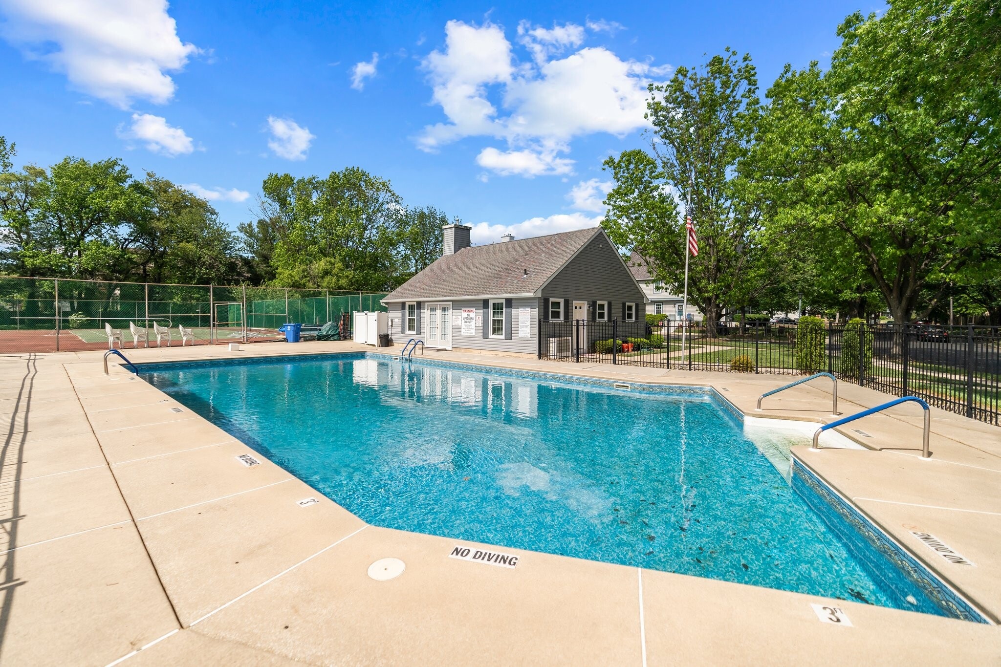 Building Photo - 759 Westfield Dr