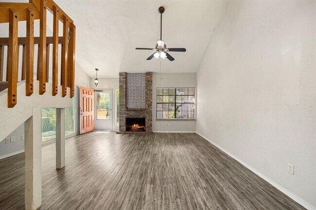 Building Photo - 1748 Ohlen Rd