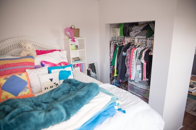 Building Photo - 108 S Hosmer St