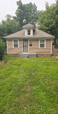 Building Photo - 16541 W Parkway St