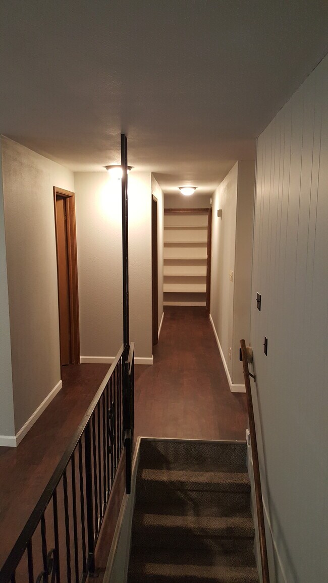 Building Photo - 13622 E 12th Ave